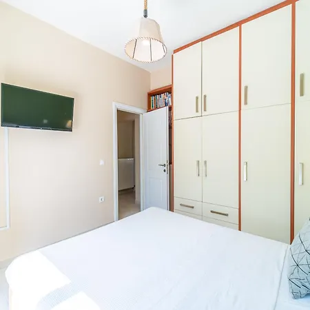 Сasa de vacaciones With Private Balcony